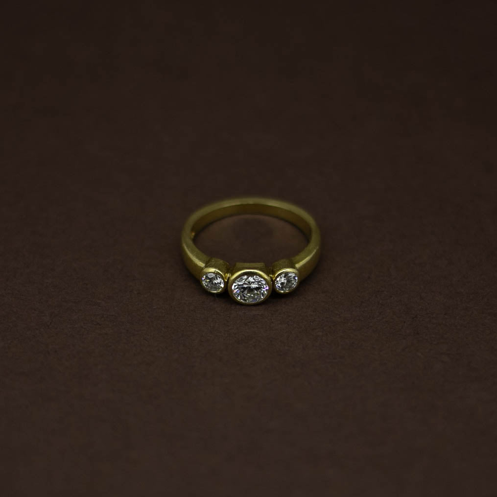 Diamond Ring Solid Gold 06