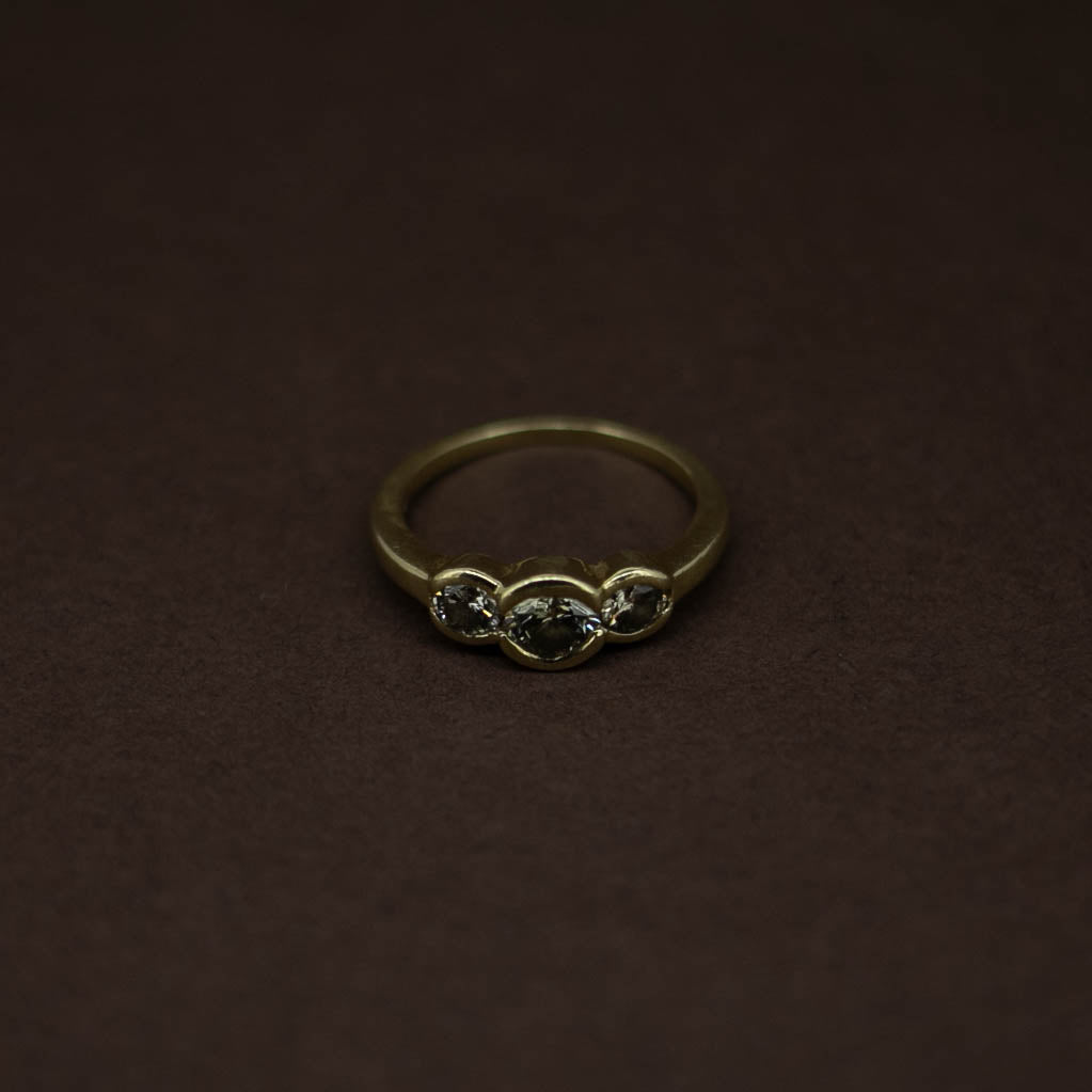 Diamond Ring Solid Gold 04